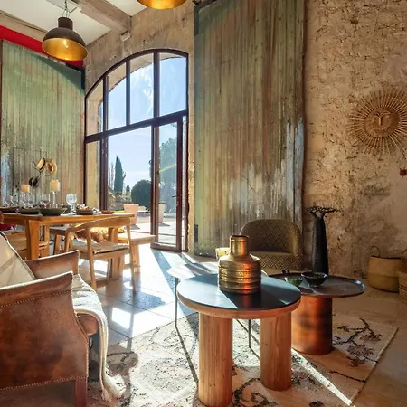 Guest house La Cour Des Sens Lagnes