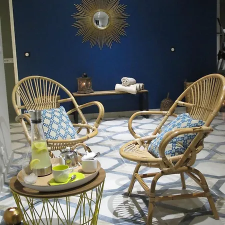 Guest house La Cour Des Sens 3*