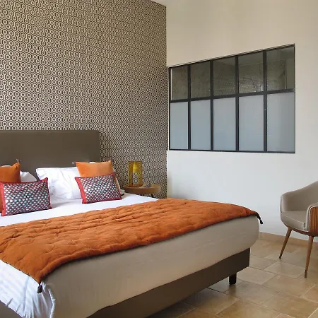 La Cour Des Sens Guest house